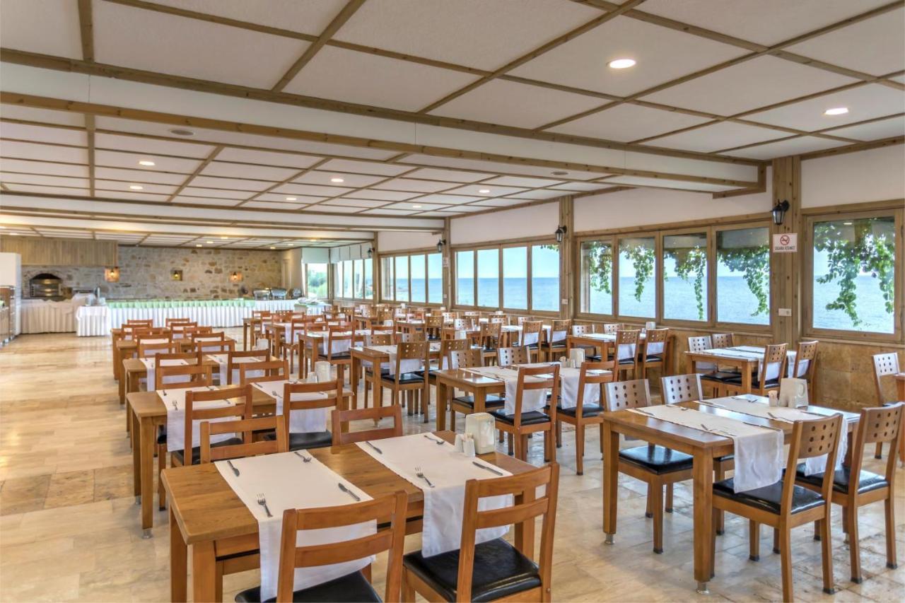 Troas Beach Hotel Tavakli Exterior photo
